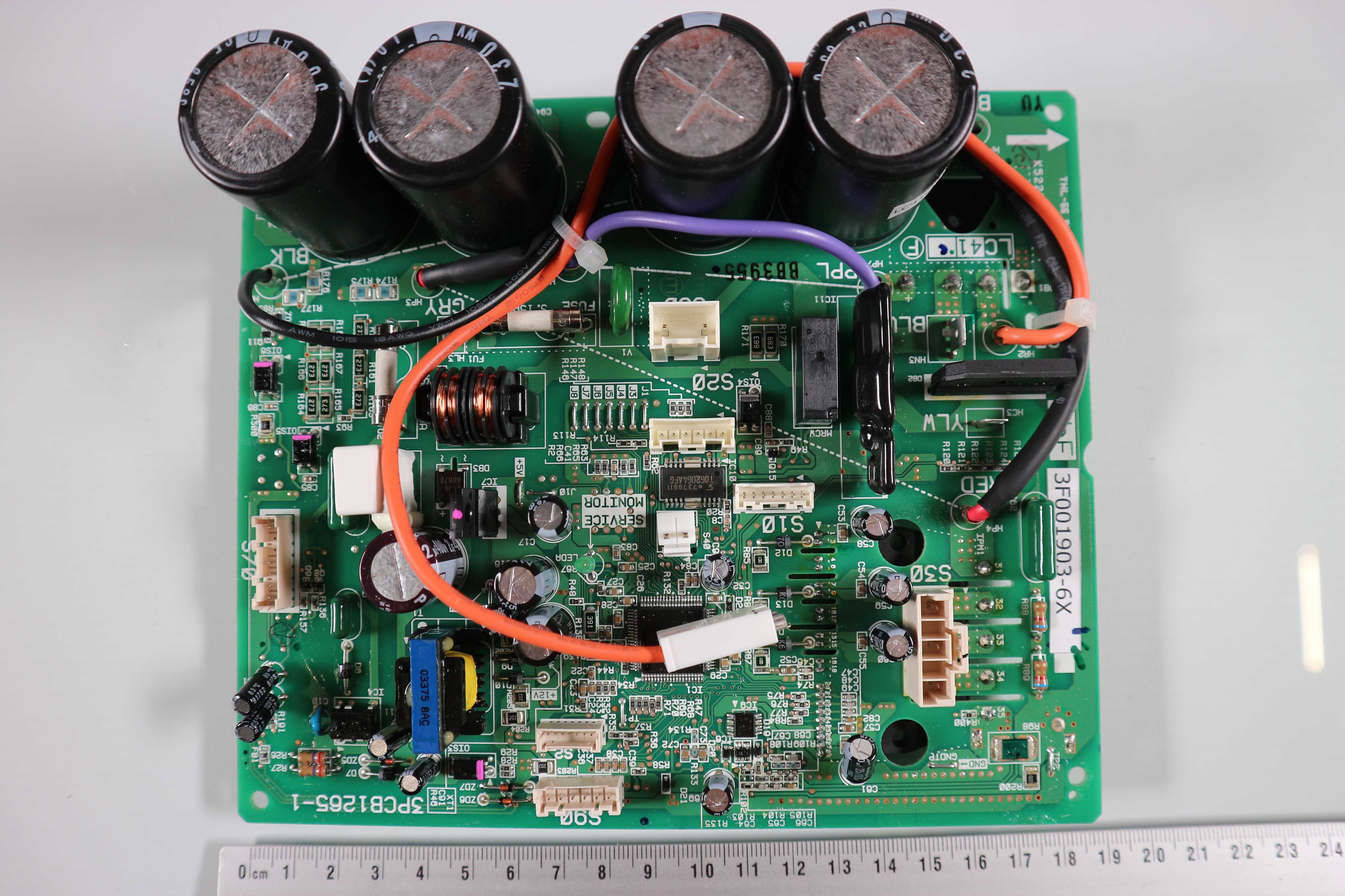Daikin PCB (3F001903-6 RKS35C)- 147778J
